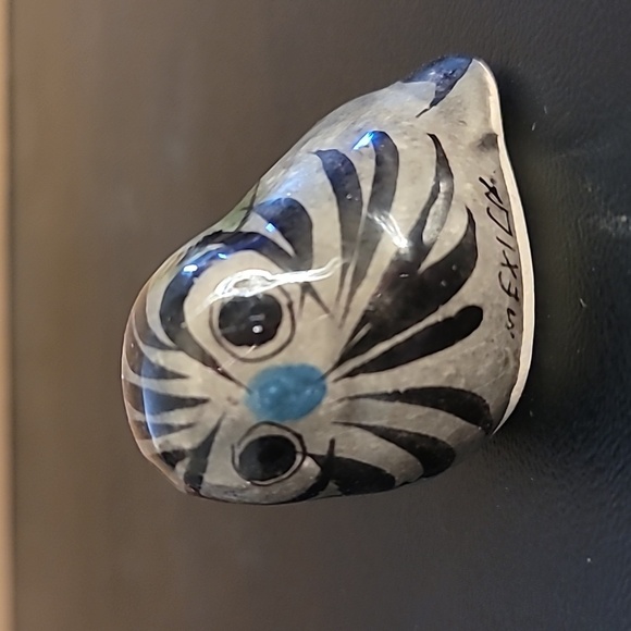 Vintage Tiny Owl Figurine - Picture 1 of 9